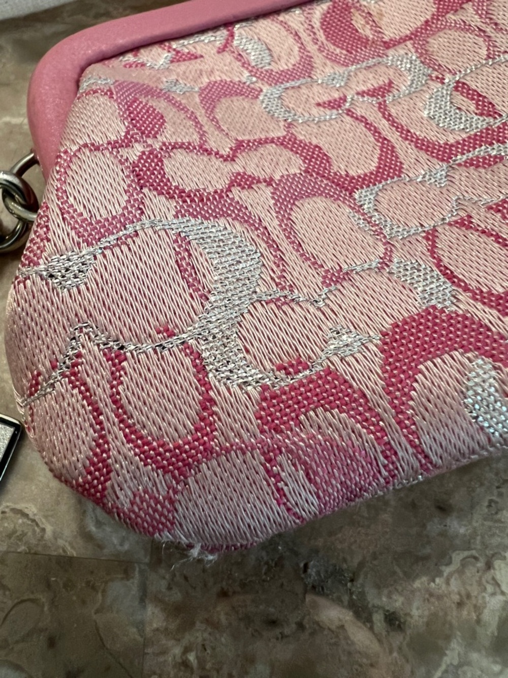 Coach Vintage Ltd. Ed Optic Lurex Mini Pink Signature Kisslock Coin Purse RARE - Picture 12 of 16